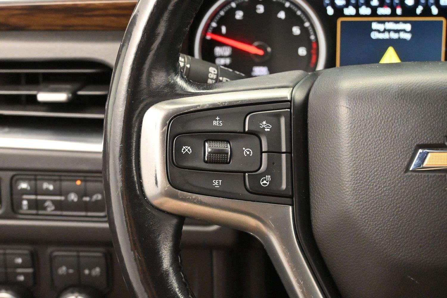 Used 2021 Shadow Gray Metallic Chevrolet Premier image 17