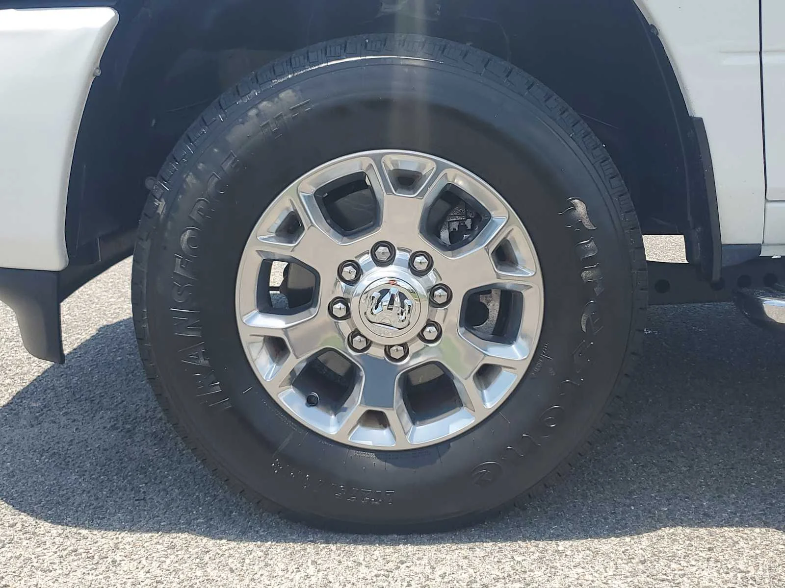 Used 2023  Ram Laramie image 10