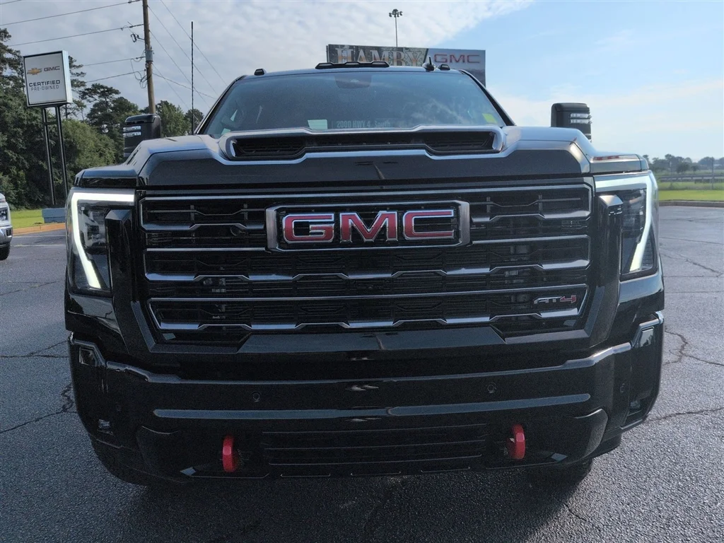 Used 2026 Onyx Black GMC AT4 image 32