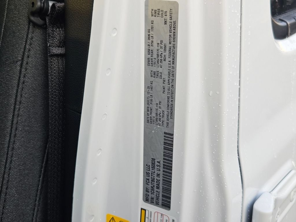 New 2026 Bright White Clearcoat Jeep Rubicon image 42