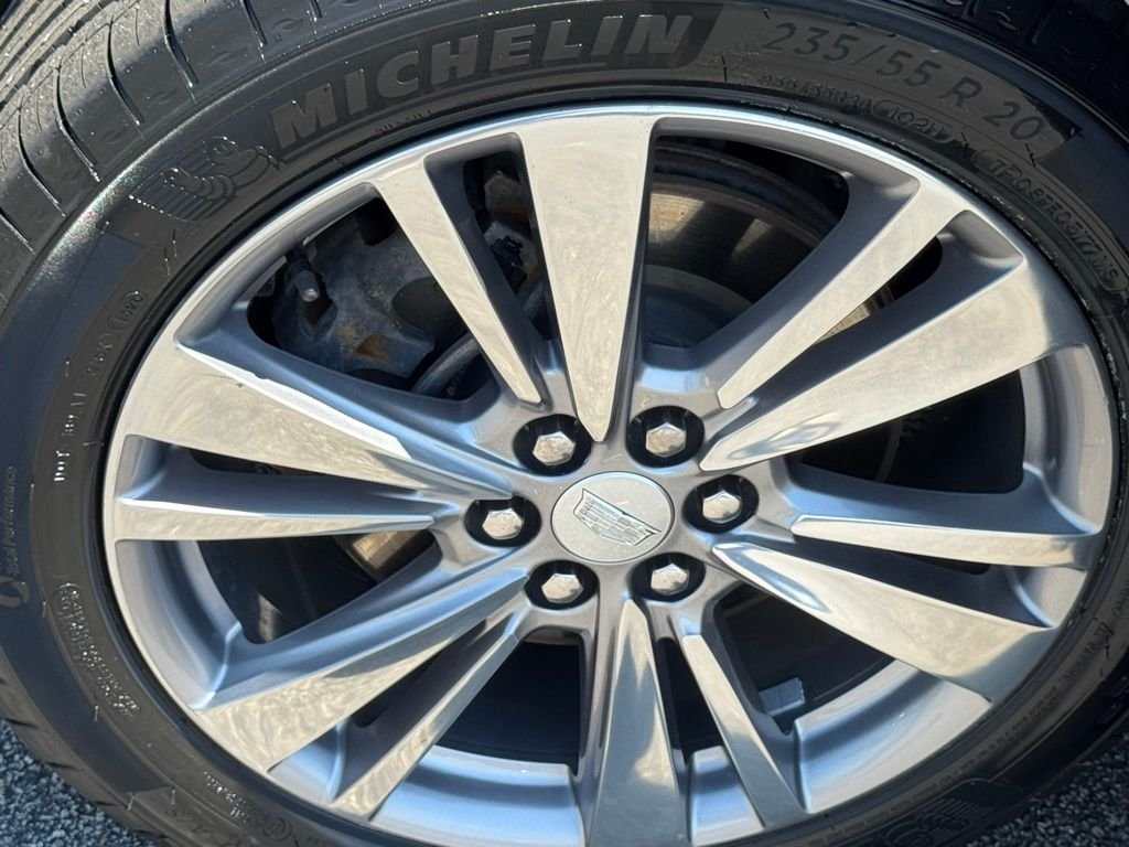 Used 2024 Silver Cadillac Premium Luxury image 14