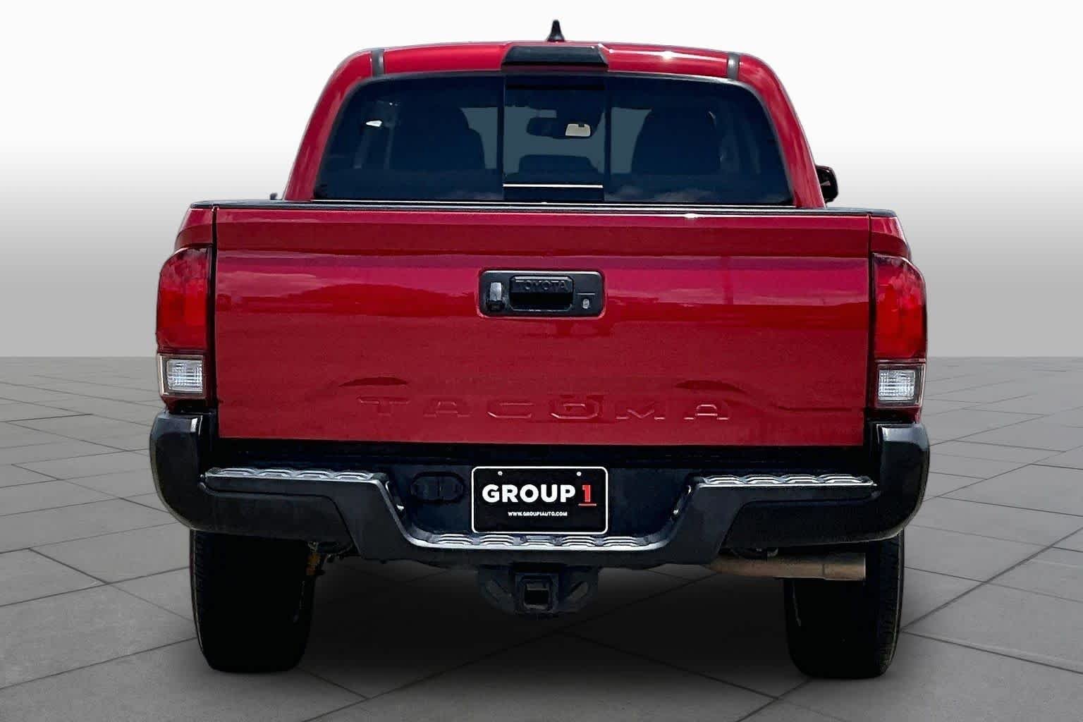 Used 2020 Barcelona Red Metallic Toyota SR5 image 5