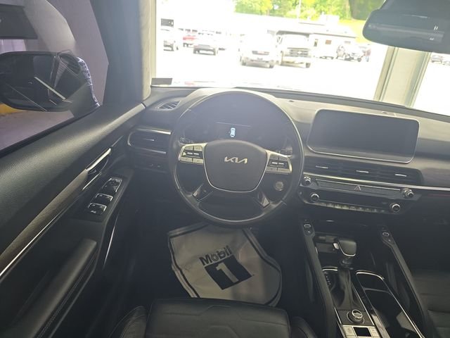 Certified Used 2022 Gray Kia SX image 12