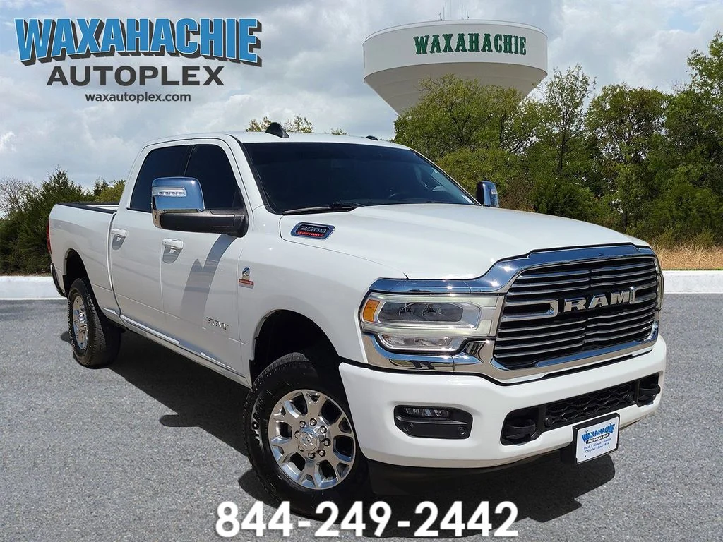 Used 2024 White Ram Laramie image 1