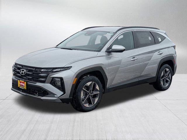 New 2026 Shimmering Silver Hyundai SEL image 2