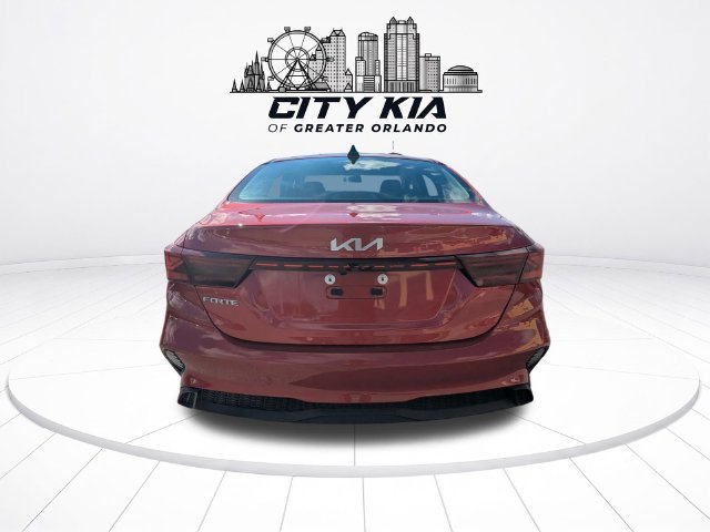 Certified Used 2024 Red Kia LXS image 5