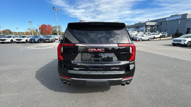 2025 GMC Yukon AT4 Ultimate - Photo 6