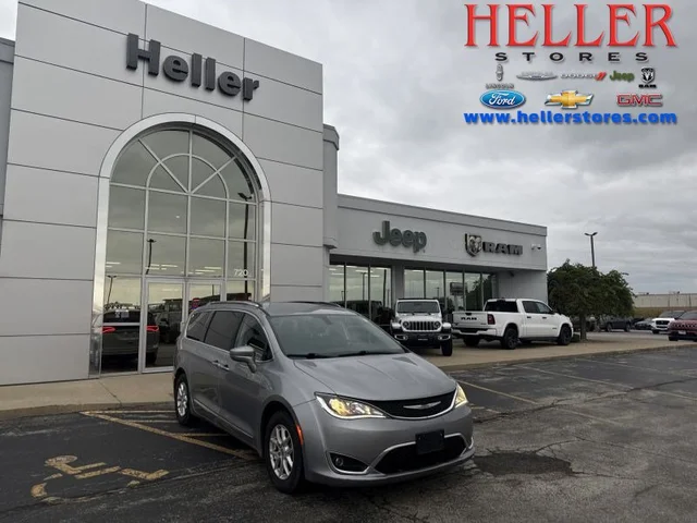 2020 Chrysler Pacifica Touring L