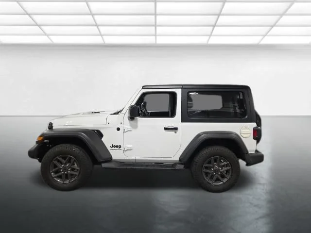 Used 2024 White Jeep Sport S image 8