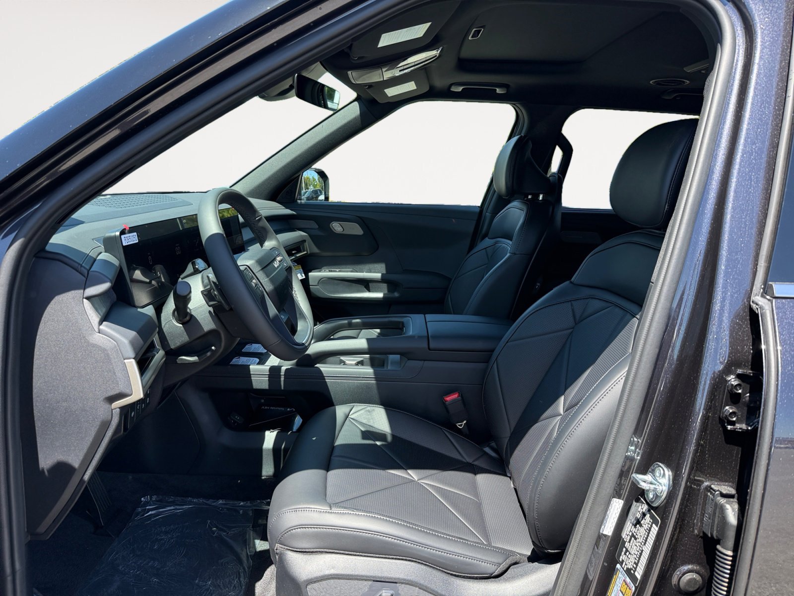 New 2027 Panthera Metal Kia EX image 10