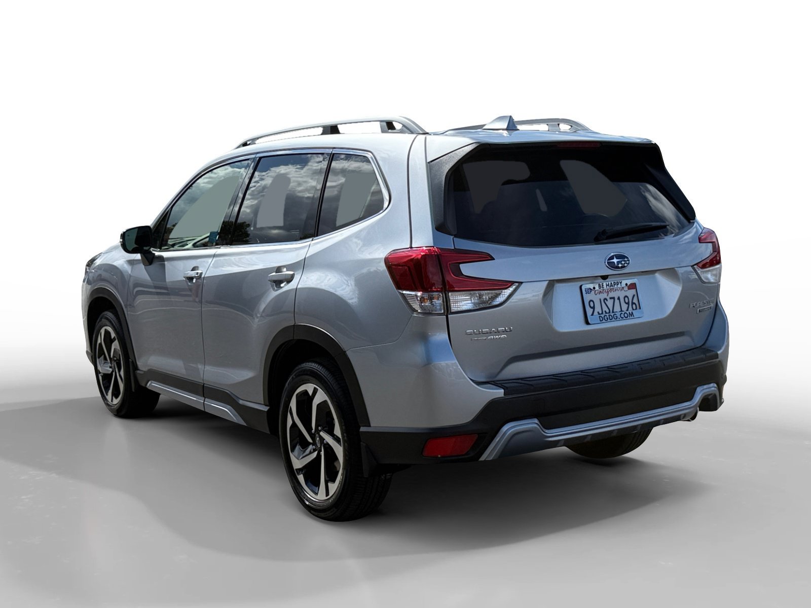 Used 2023 Ice Silver Metallic Subaru Touring image 3