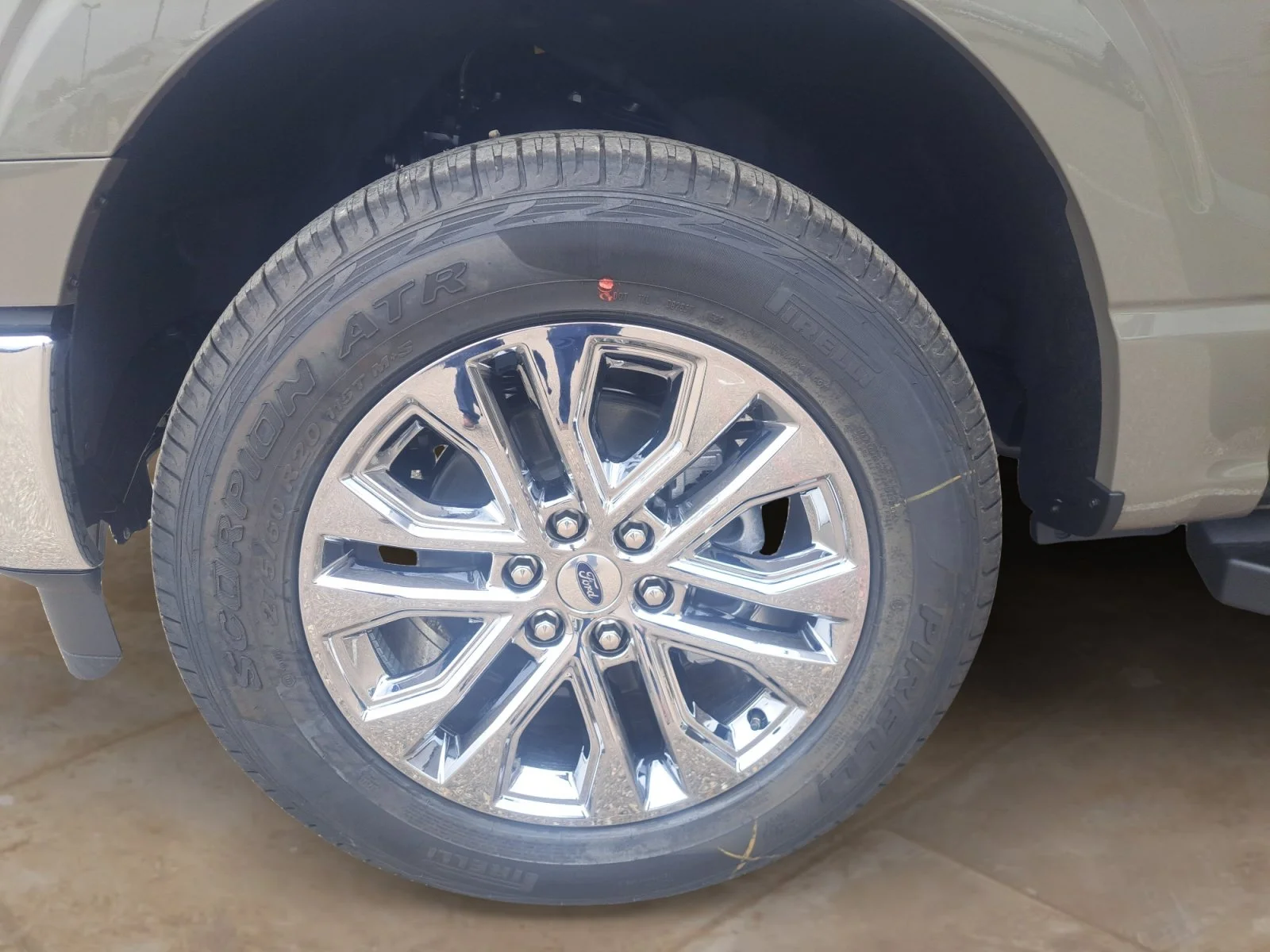 New 2026 Marsh Gray Ford XLT image 28