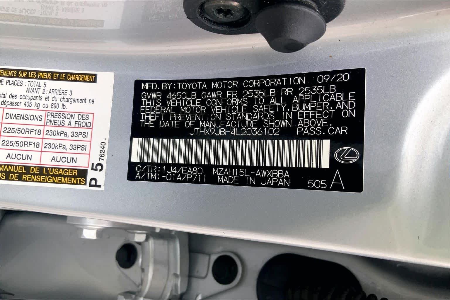 Used 2020 Silver Lining Metallic Lexus  image 31