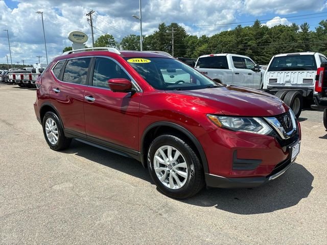 Used 2018 Red Nissan SV image 1