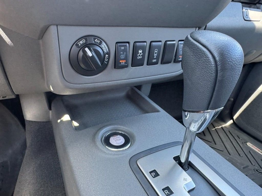 Used 2020 Red Nissan SV image 19