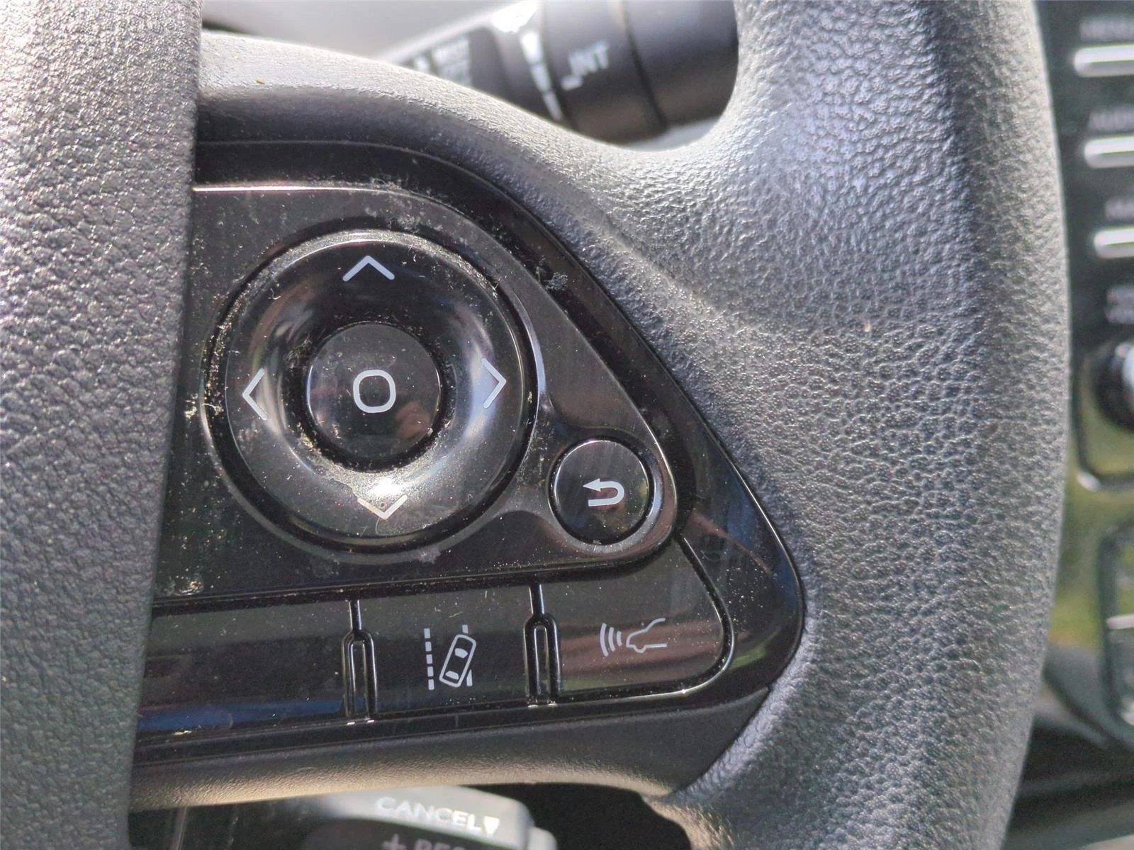 Used 2020 Electric Storm Blue Toyota XLE image 20
