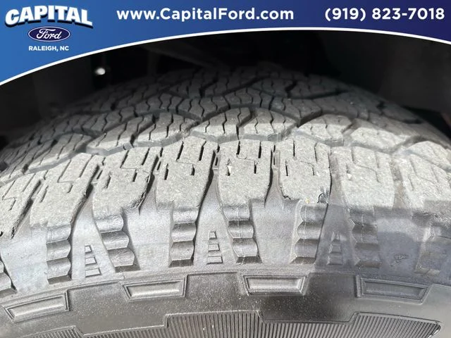 Used 2022 Red Ford XLT image 13