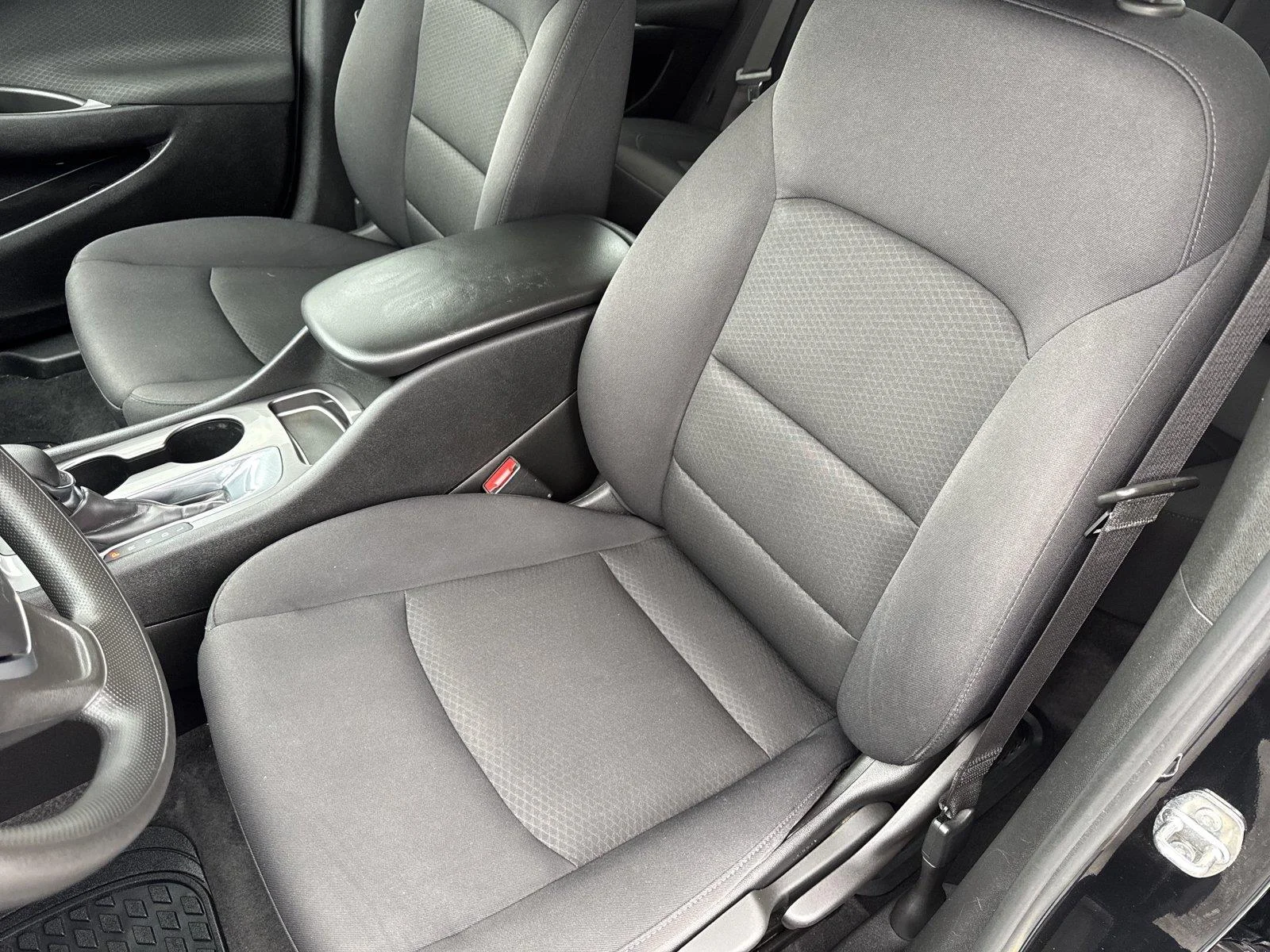 Used 2022 MOSAIC BLACK METALLIC Chevrolet LS image 15