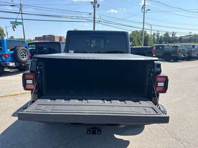 Used 2021 Black Jeep Mojave image 9