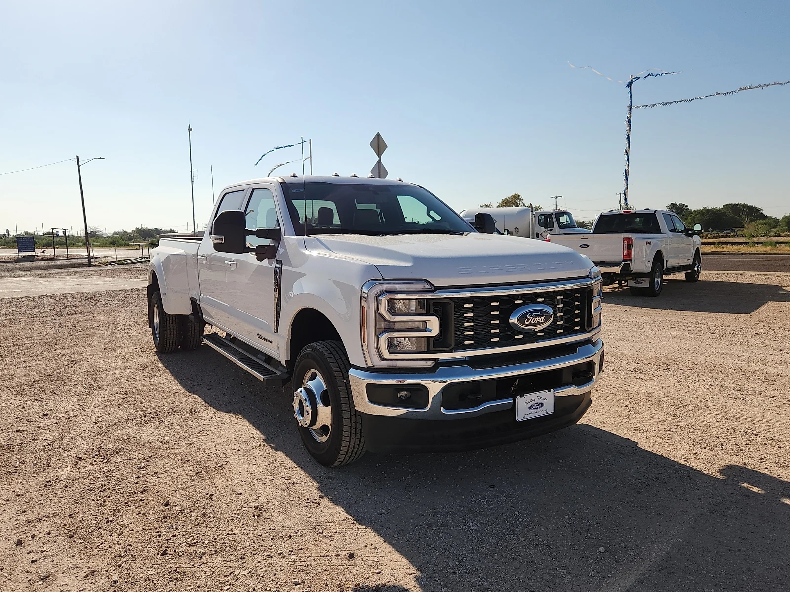 New 2026 Oxford White Ford Lariat image 1