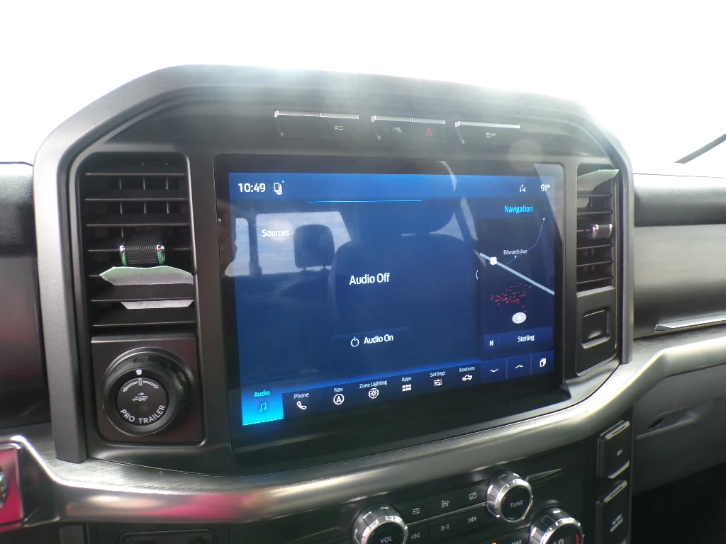 Used 2021 Space White Metallic Ford LARIAT image 20