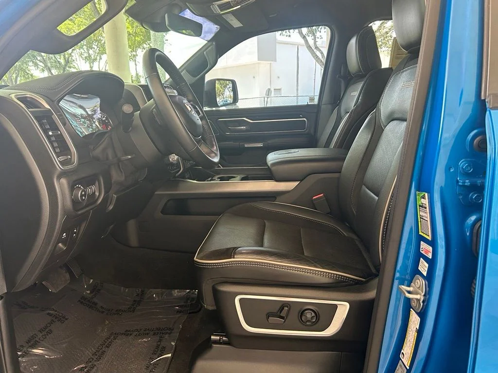 Used 2020 Blue Ram Laramie image 6