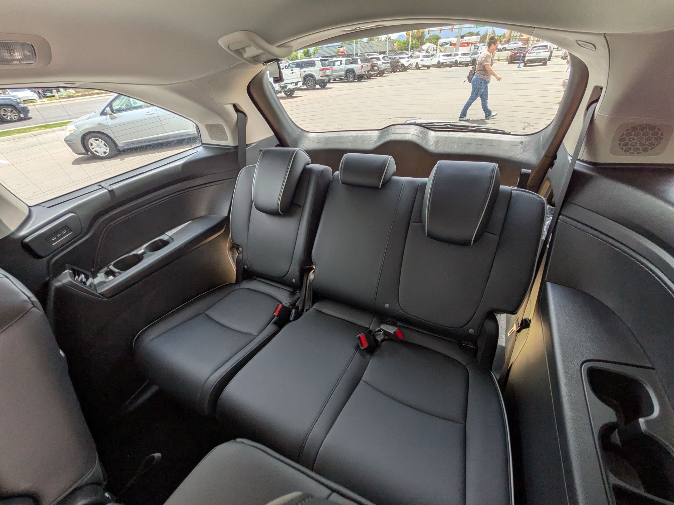 2025 Honda Odyssey Elite - Photo 33