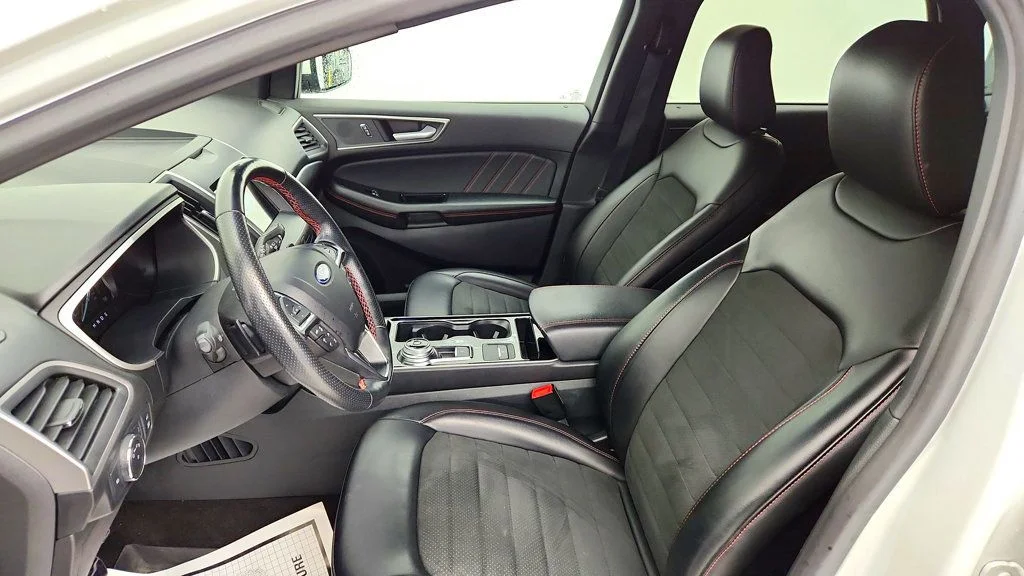 Used 2020 Star White Metallic Tri-Coat Ford ST Line AWD w/ Vista Roof & Co-Pilot360 Assist+ image 20