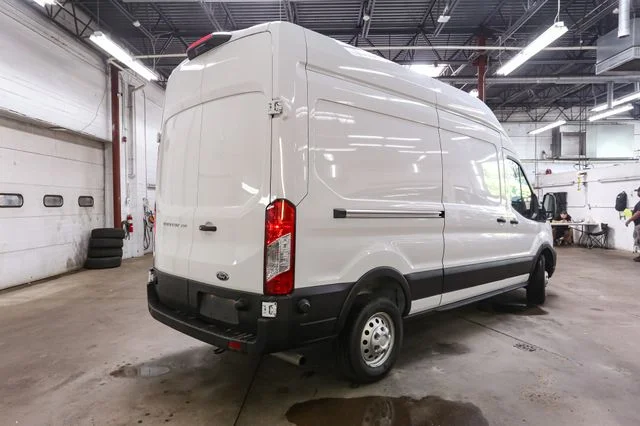 Used 2024 White Ford Base image 11