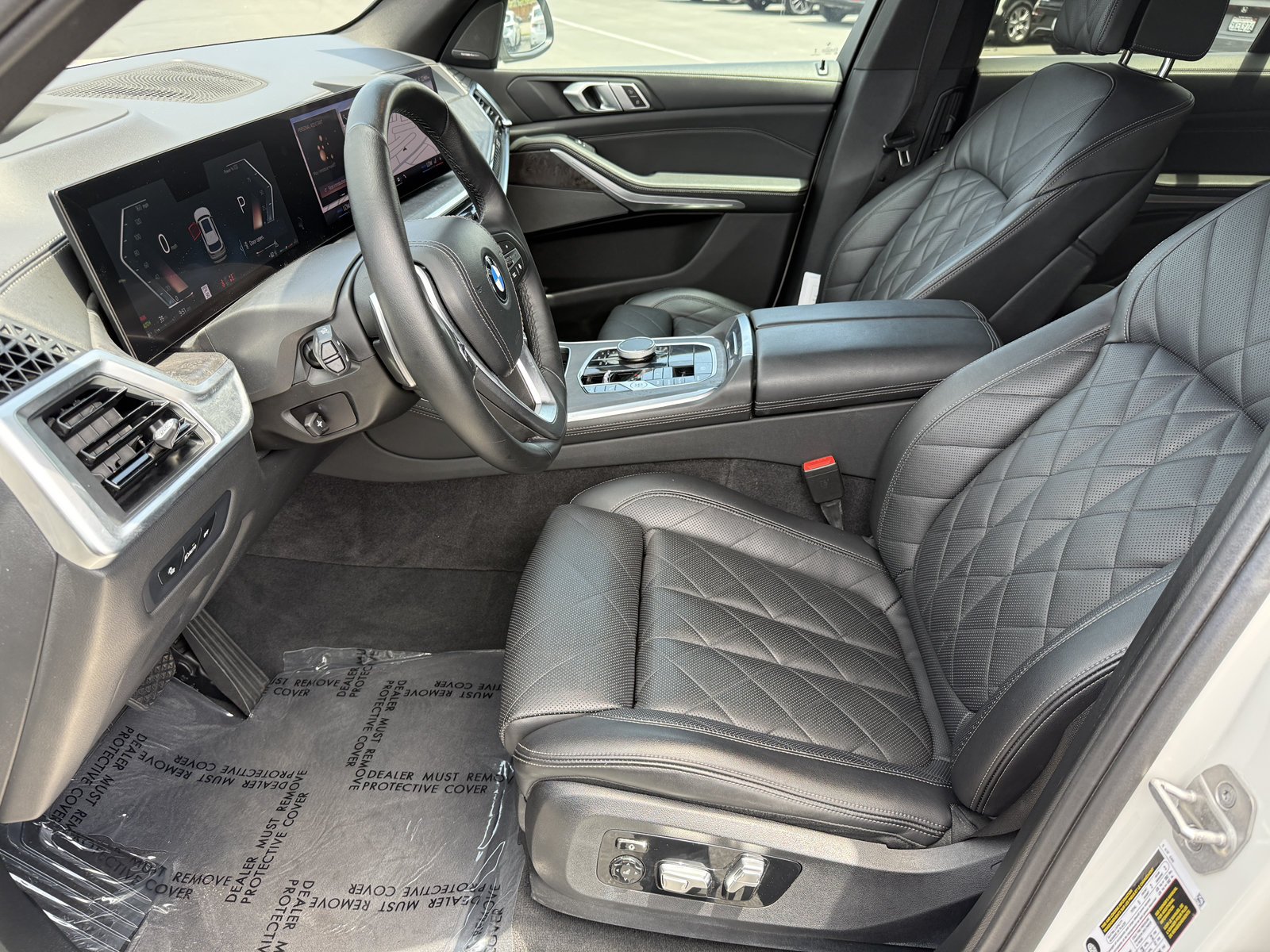 Used 2024 White Metallic BMW sDrive40i image 24