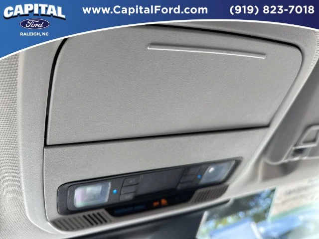 Used 2024 Green Ford Select image 32
