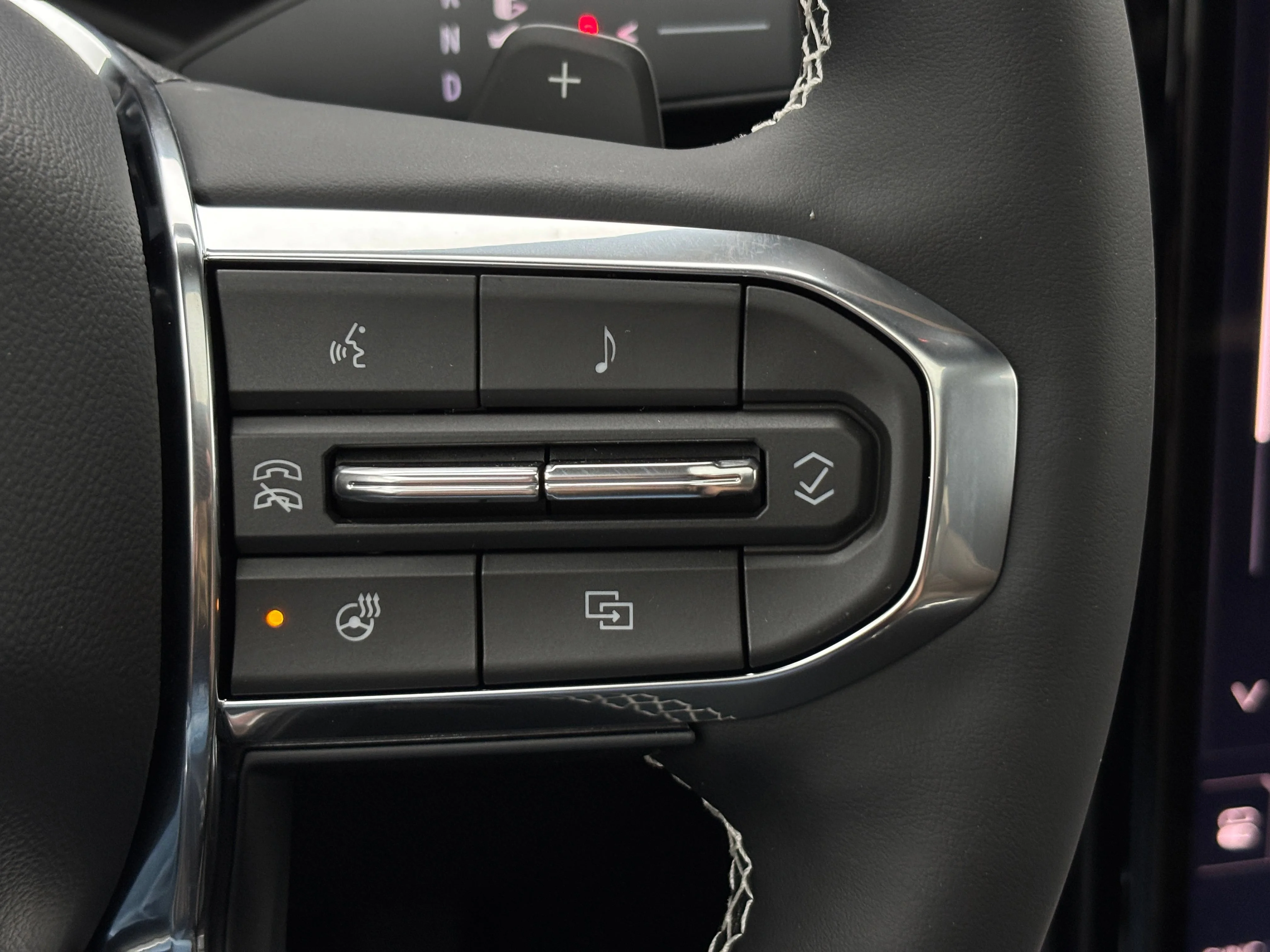 2026 GMC Acadia Denali Ultimate - Photo 26