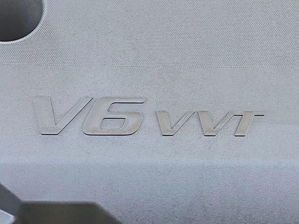 Used 2023 White Chevrolet LT image 20
