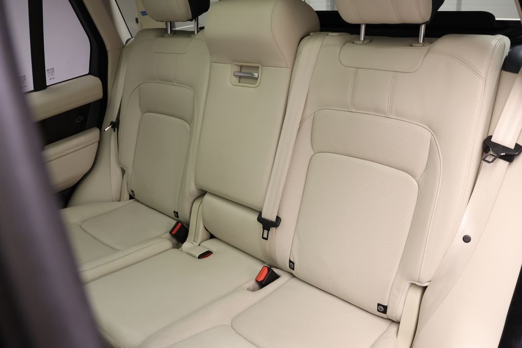Used 2020 Portofino Blue Metallic Land Rover HSE image 36