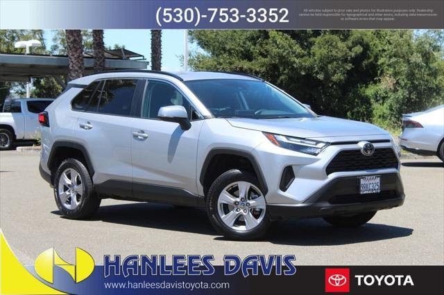 2025 Toyota RAV4 XLE - Photo 1