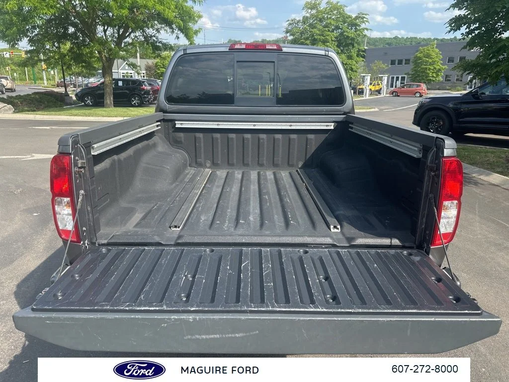 Used 2018 Gray Nissan PRO-4X image 12