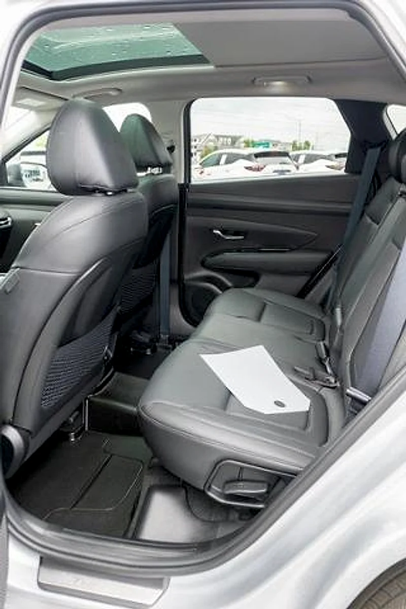 Used 2025 Shimmering Silver Hyundai Limited image 11