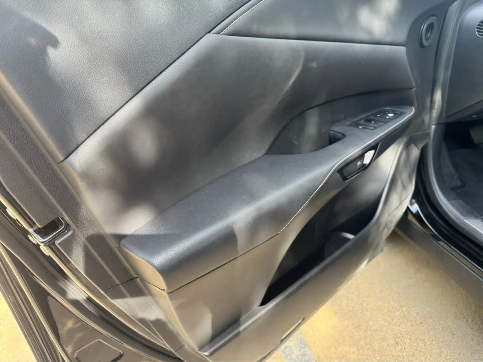 Used 2025 Caviar Lexus Premium Plus image 7