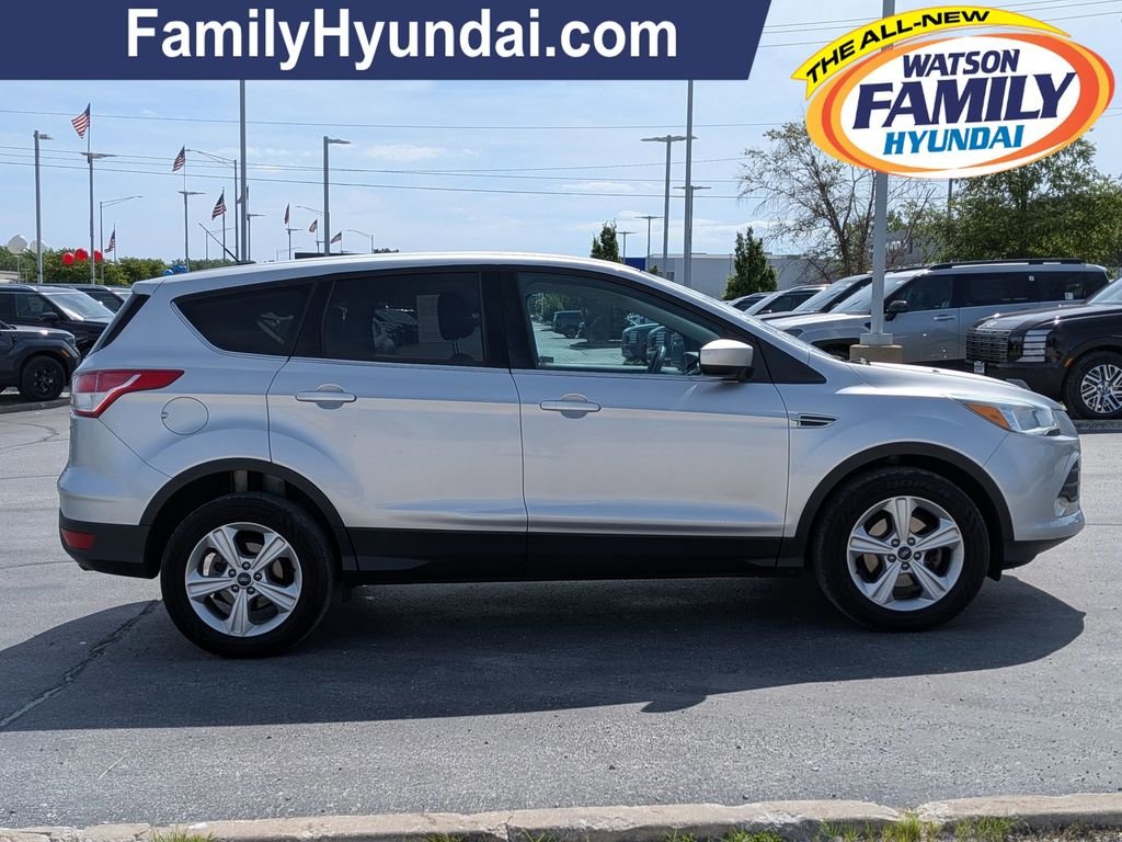 Used 2015 Ford Escape SE with VIN 1FMCU0G7XFUC01924 for sale in Tinley Park, IL