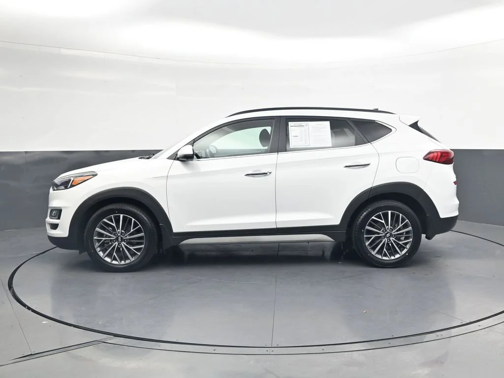 Used 2019 White Hyundai Ultimate image 12