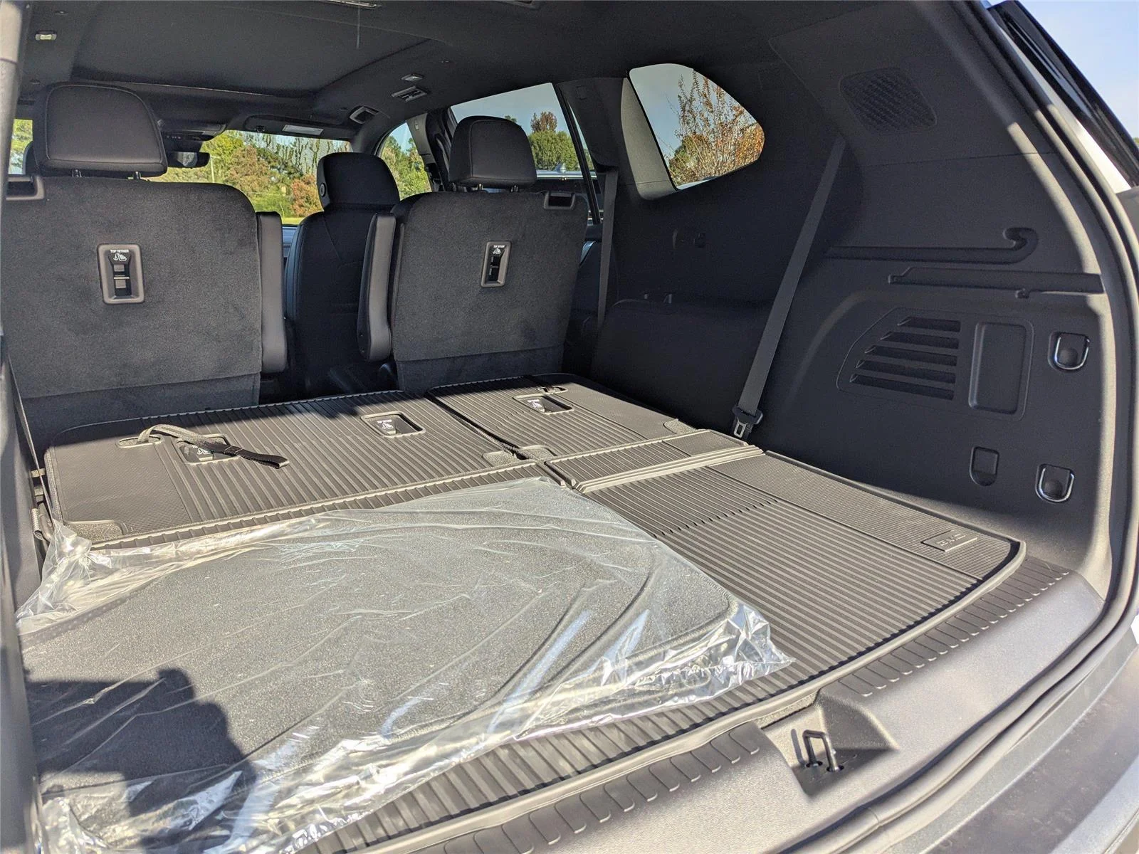 2026 GMC Acadia Elevation - Photo 10