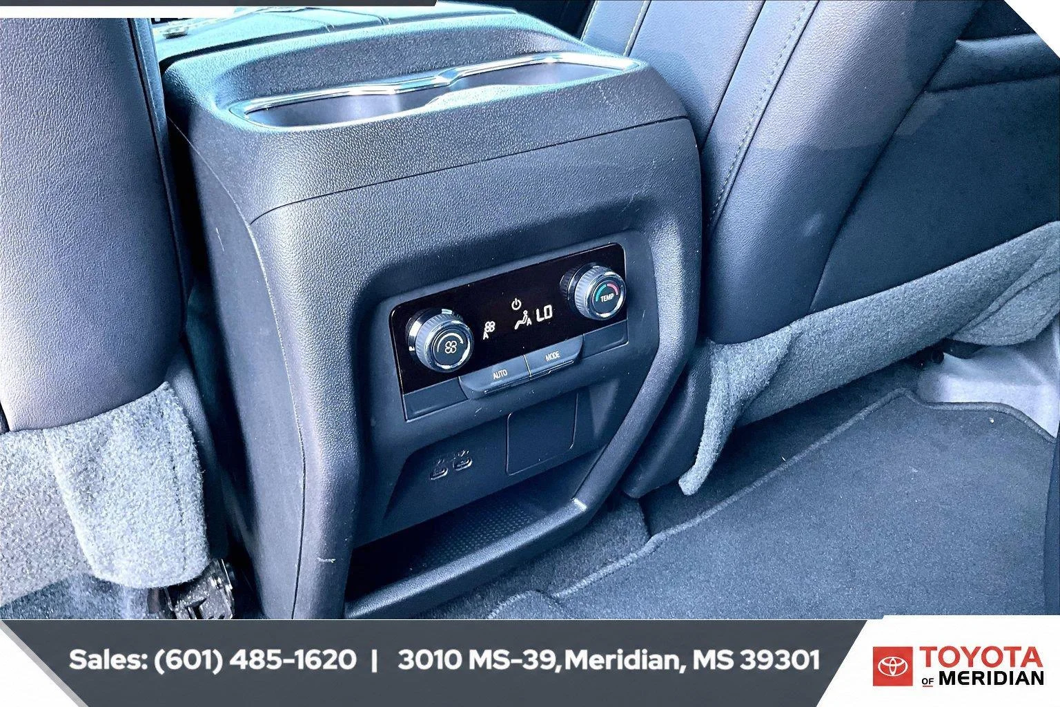 Used 2026 Mosaic Black Metallic Chevrolet AWD LT image 25