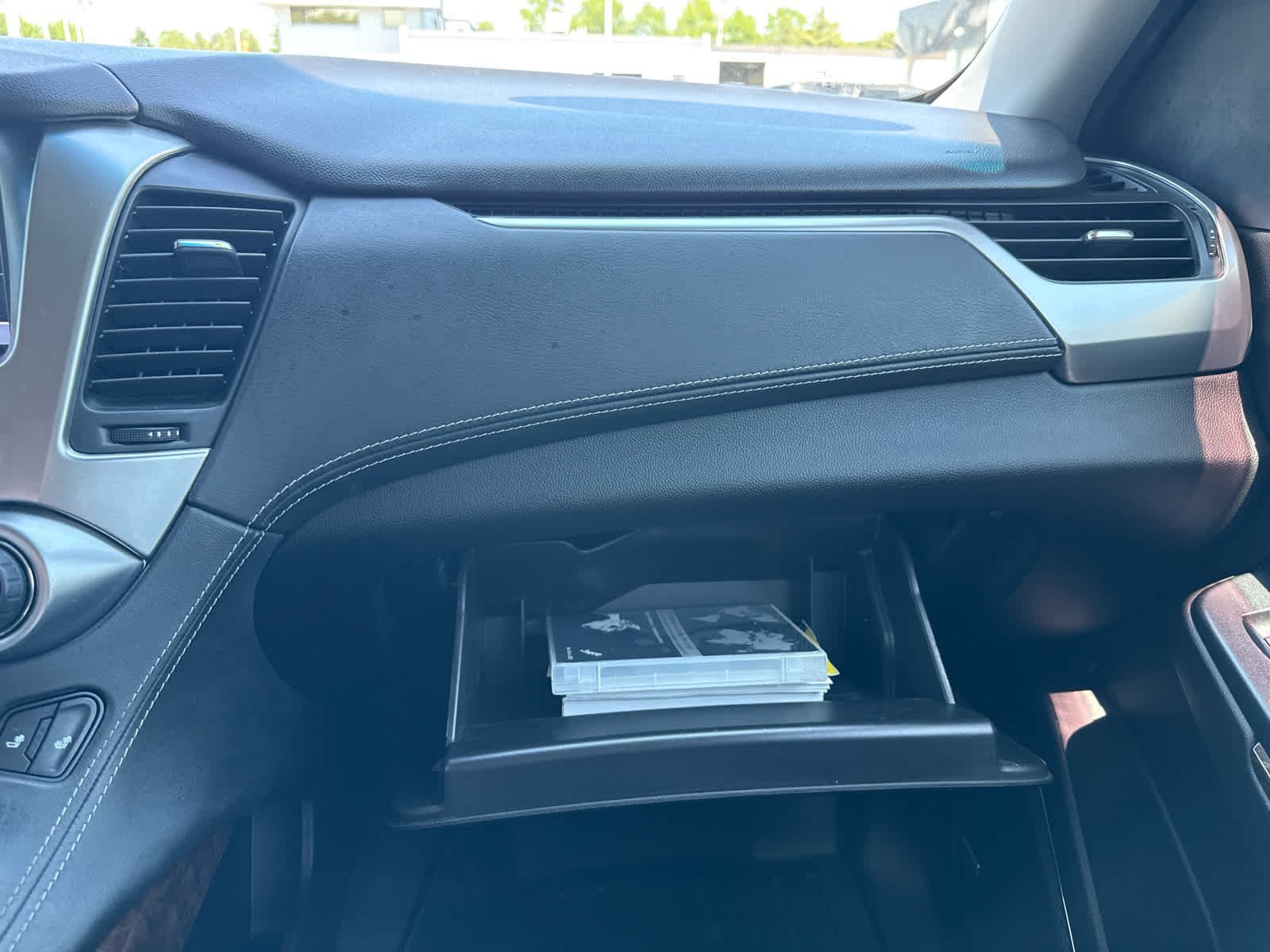 Used 2019 SHADOW GRAY METALLIC Chevrolet LT image 19