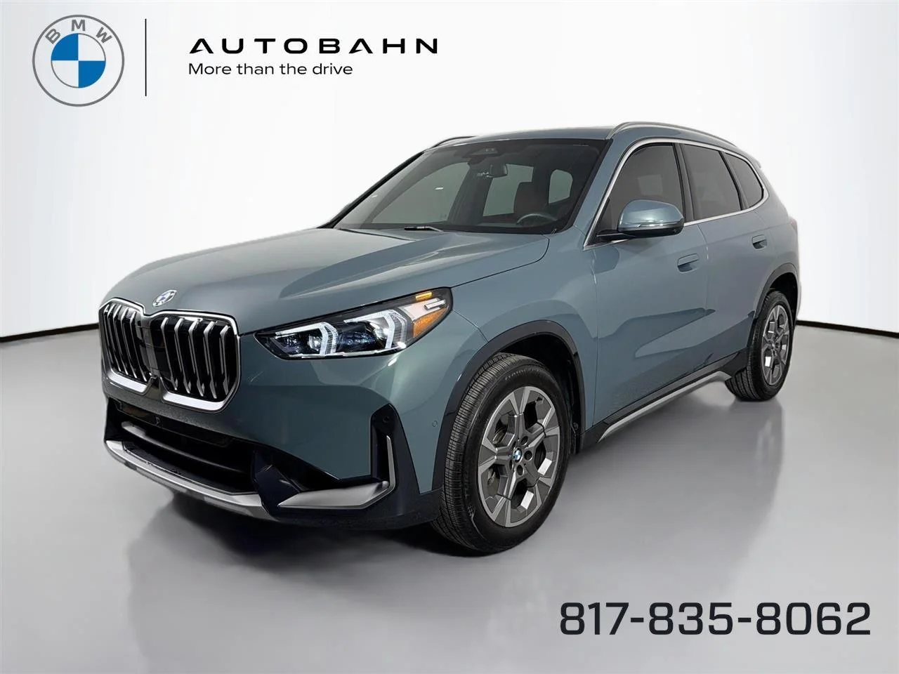 Used 2026 Cape York Green Metallic BMW xDrive28i image 1