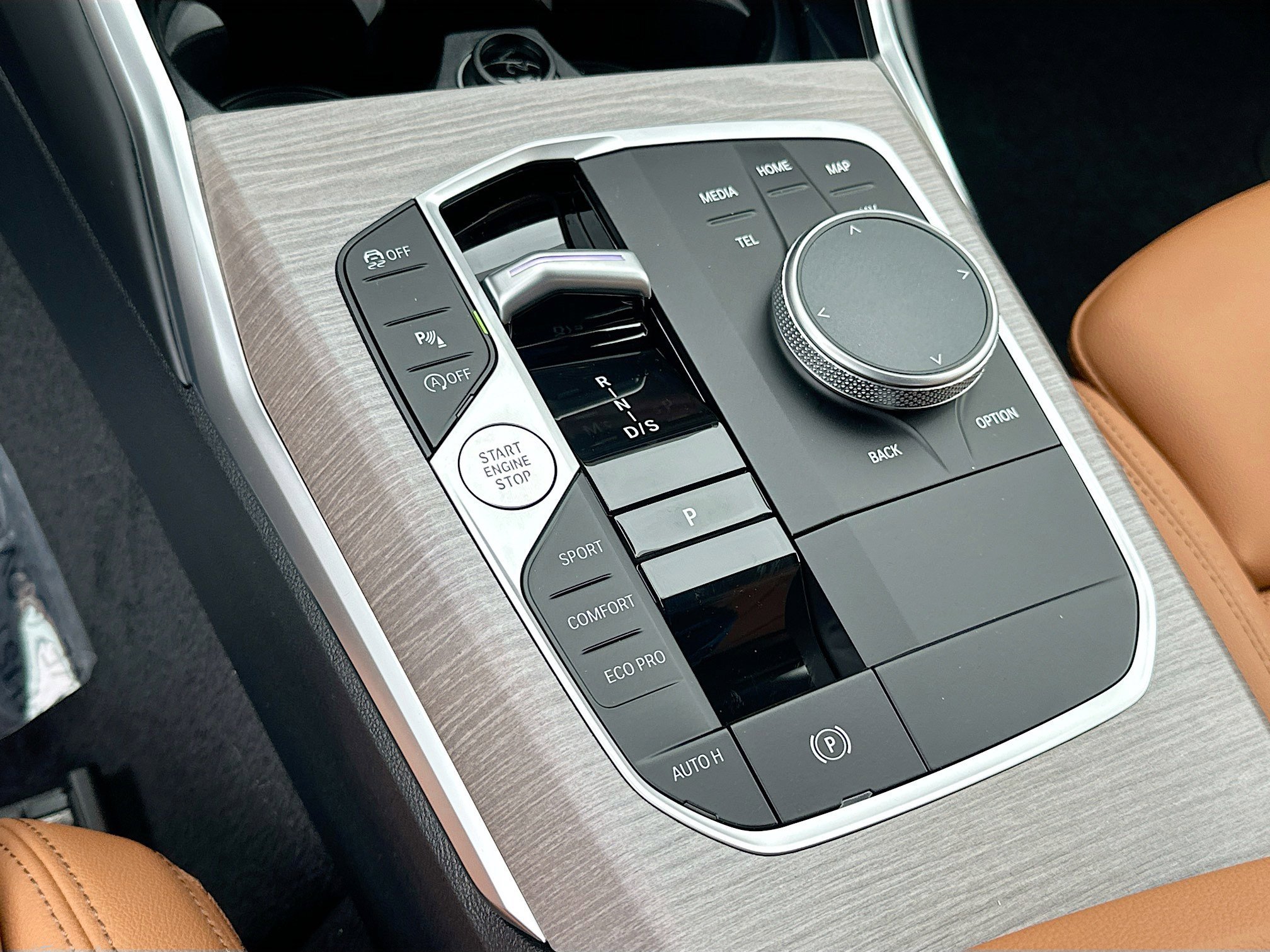 New 2026 Dravit Grey Metallic BMW 330i image 12