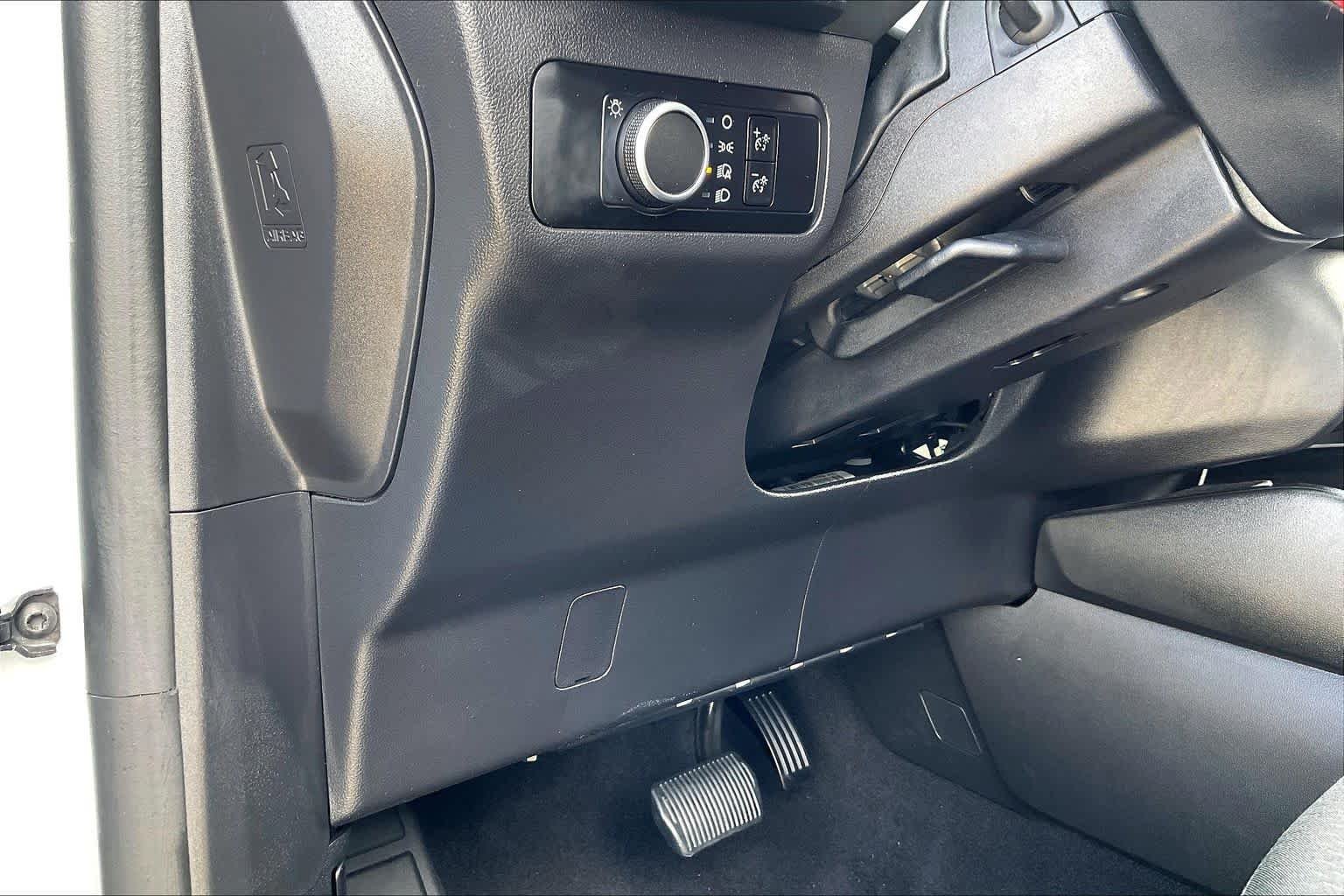 Used 2025 Space Silver Ford ST-Line image 29