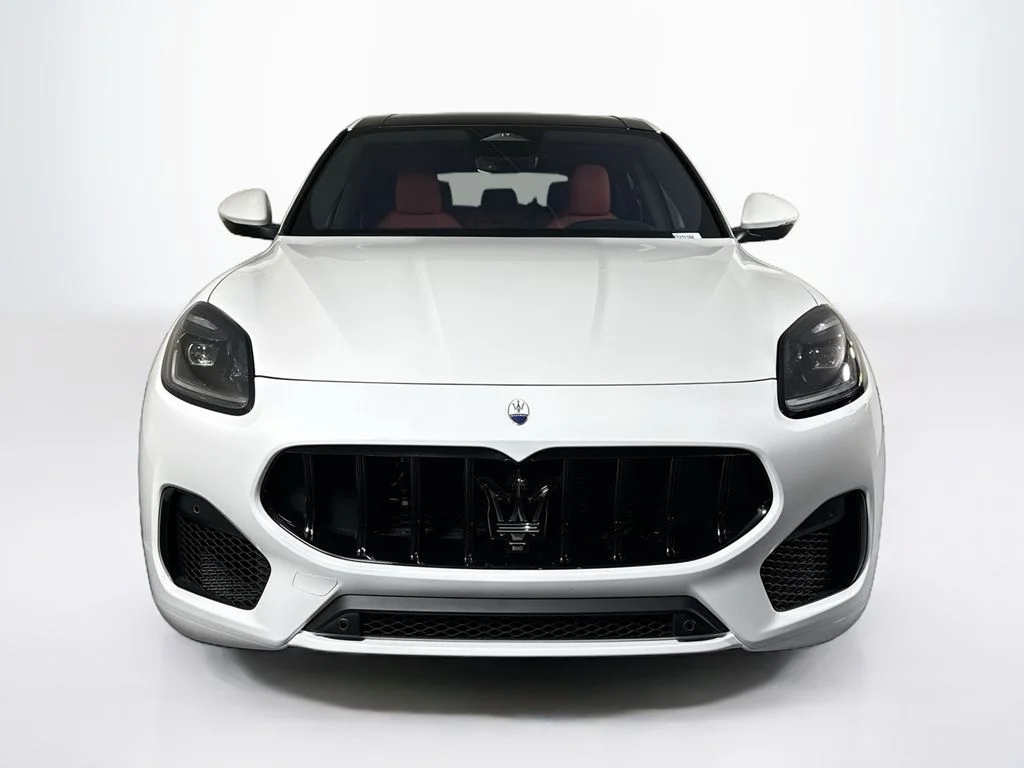 New 2026 Bianco Maserati Modena image 8