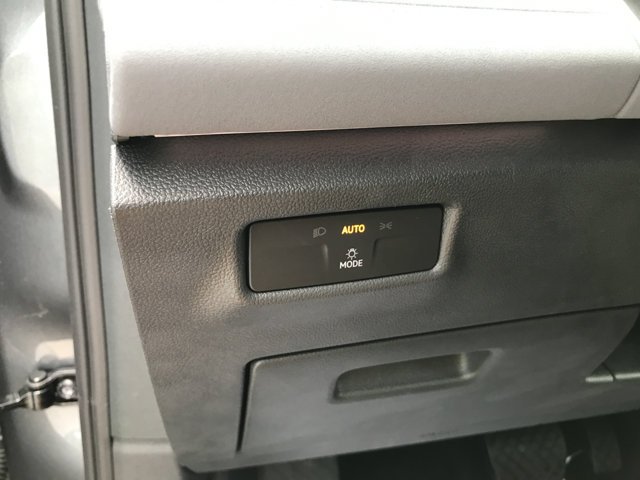 New 2026 Platinum Gray Metallic Volkswagen SE image 14