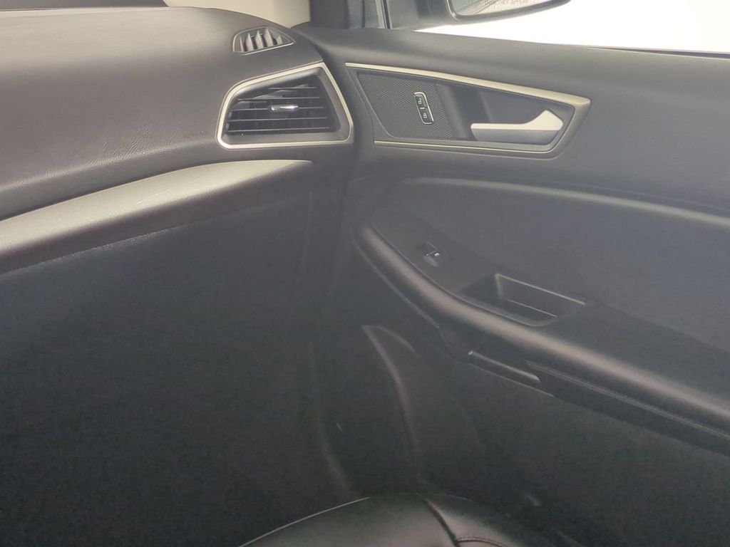 2024 Ford Edge SEL - Photo 19