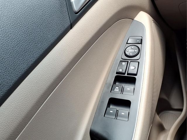 2020 Hyundai Tucson SE - Photo 27